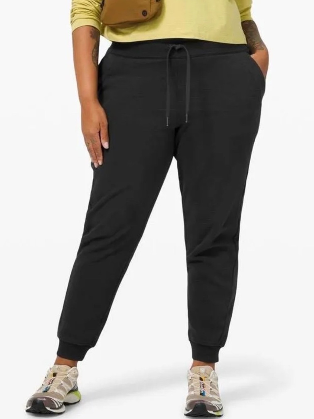 Lululemon Women’s Scuba Jogger Black Size 2
